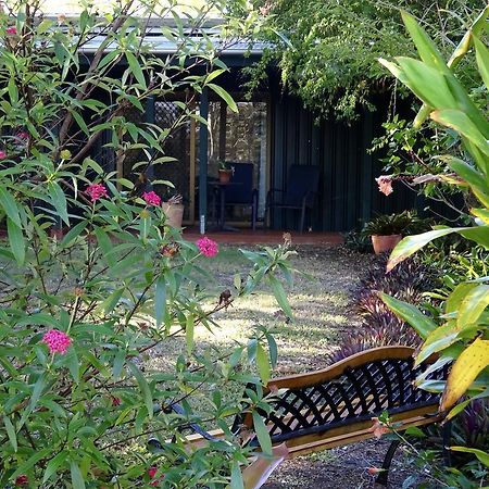 Lagoon Pocket Bed & Breakfast 外观 照片
